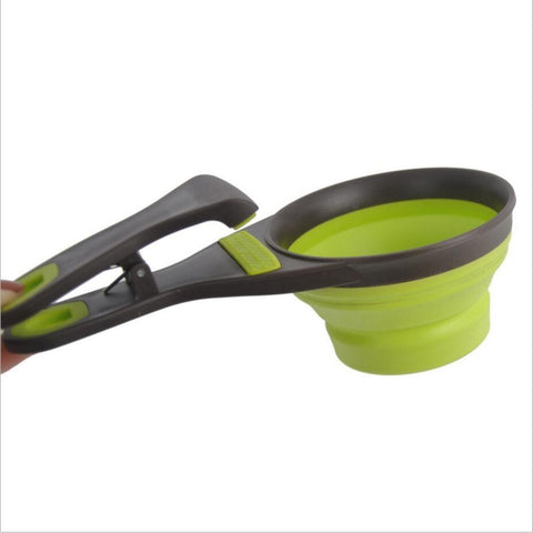 Image of Durable Pet Food Measuring Scoop and Bag Clip